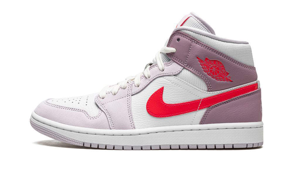 Air Jordan 1 Mid Valentine´s Day (2022)