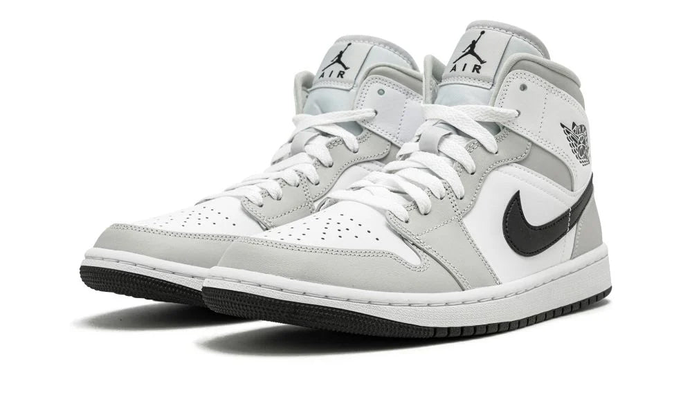 Air Jordan 1 Mid Light Smoke Grey